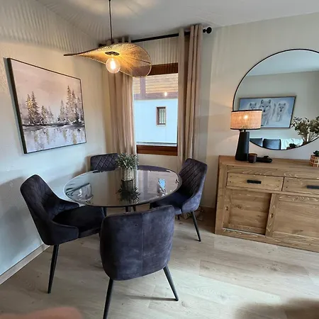 Apartment T2 Design Et Cosy A Avec Terrasse Sud Et Garage Prive - Fr-1-459-235 *